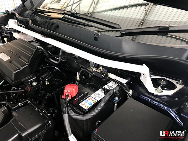 Honda-CRV-2017-Front-Strut-Bar-600x450