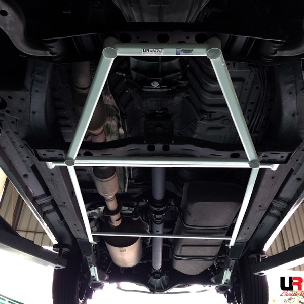 Toyota-Innova-Front-Lower-600x600