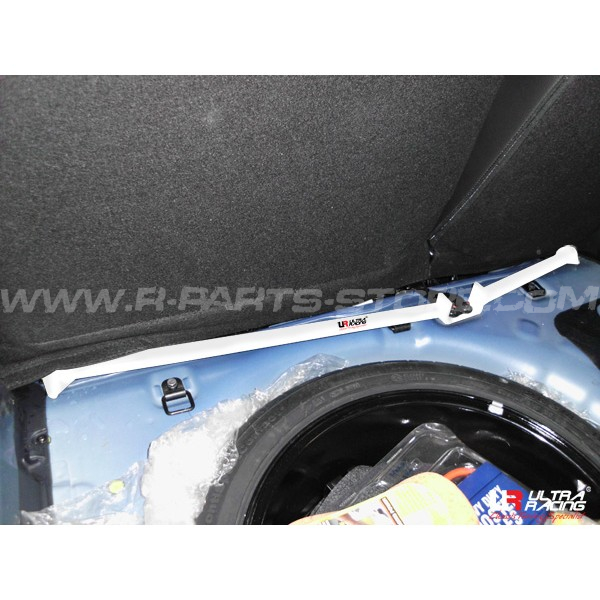 ur-re3-2085_ultra-racing-domstrebe-hinten-oben-3-punkt-11-18-hyundai-accent-rb-16d-2wd---11-17-kia-rio-ub-14-2wd_2